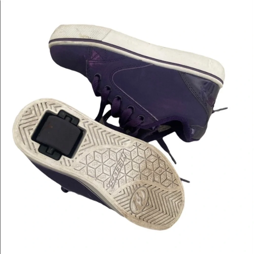 Heelys Purple Skating Sneakers with wheels and laces Size 13
